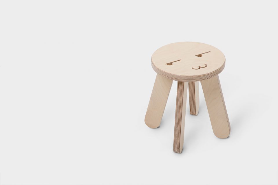Chair moji by dot Make
