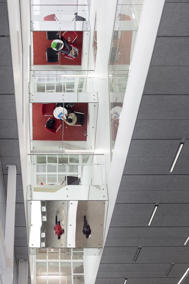 Langara College Science and Technology Building by Teeple Architects