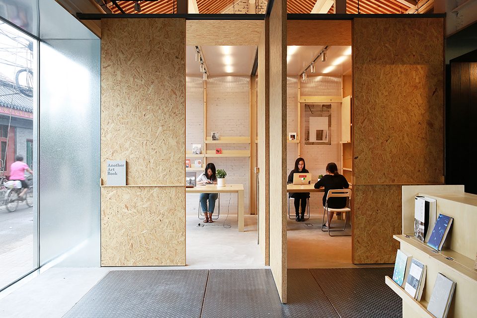 PAGEONE Office and Exhibition Space China by MINOR lab