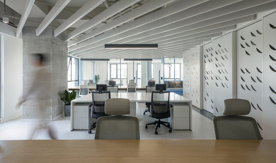 LEEGE OFFICE IN BEIJING by RAMOPRIMO