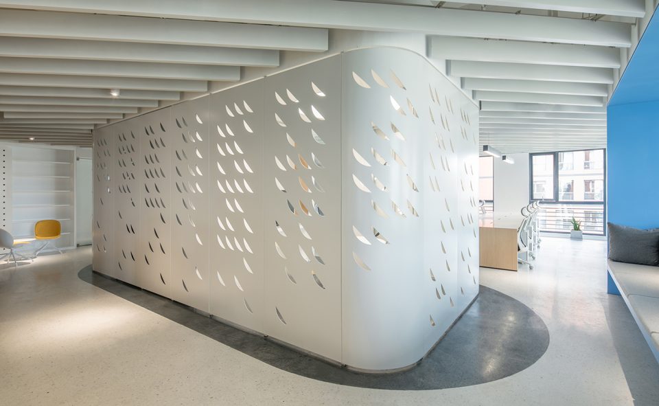 LEEGE OFFICE IN BEIJING by RAMOPRIMO