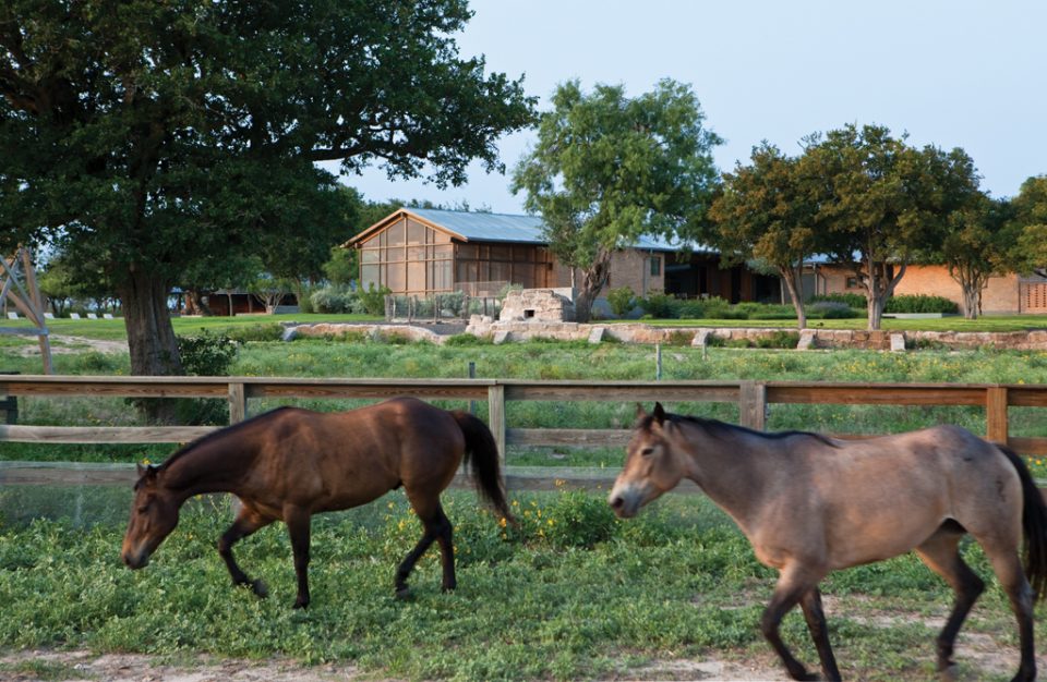 Temple Ranch by Andersson Wise Architects