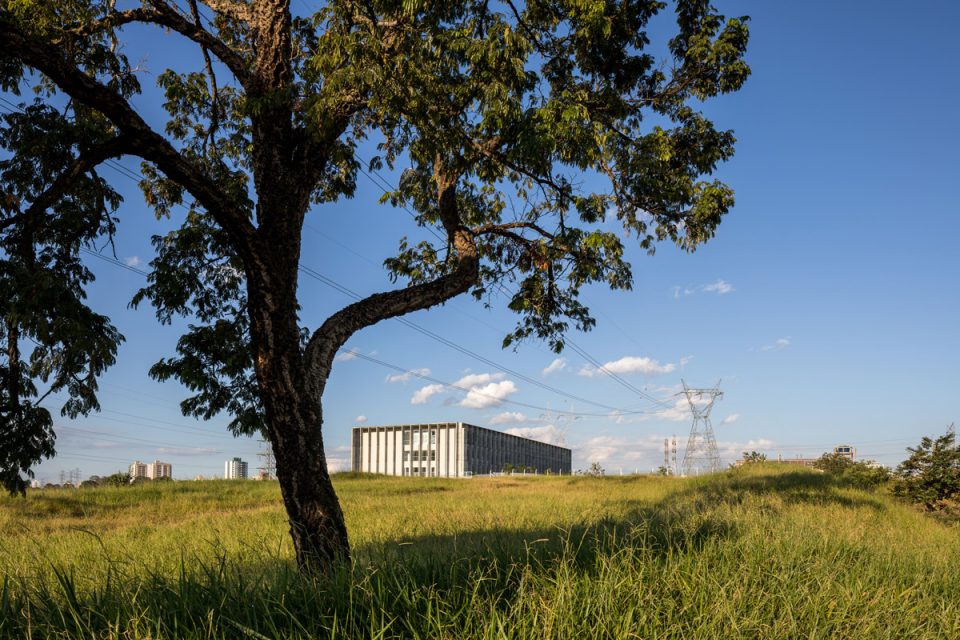 Universidade Anhembi Morumbi Campus Piracicaba by KAAN Architecten