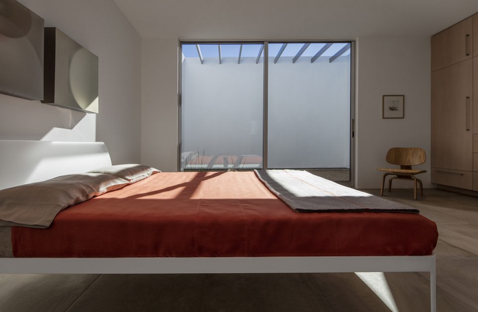 Courtyards House by HK Associates