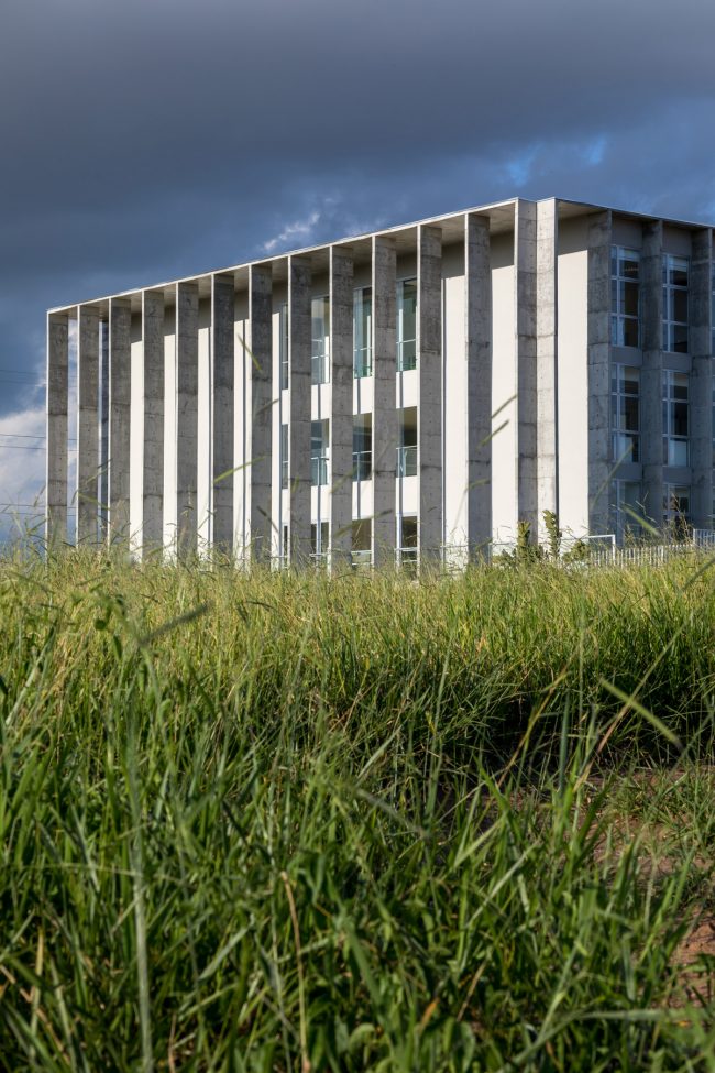 Universidade Anhembi Morumbi Campus Piracicaba by KAAN Architecten
