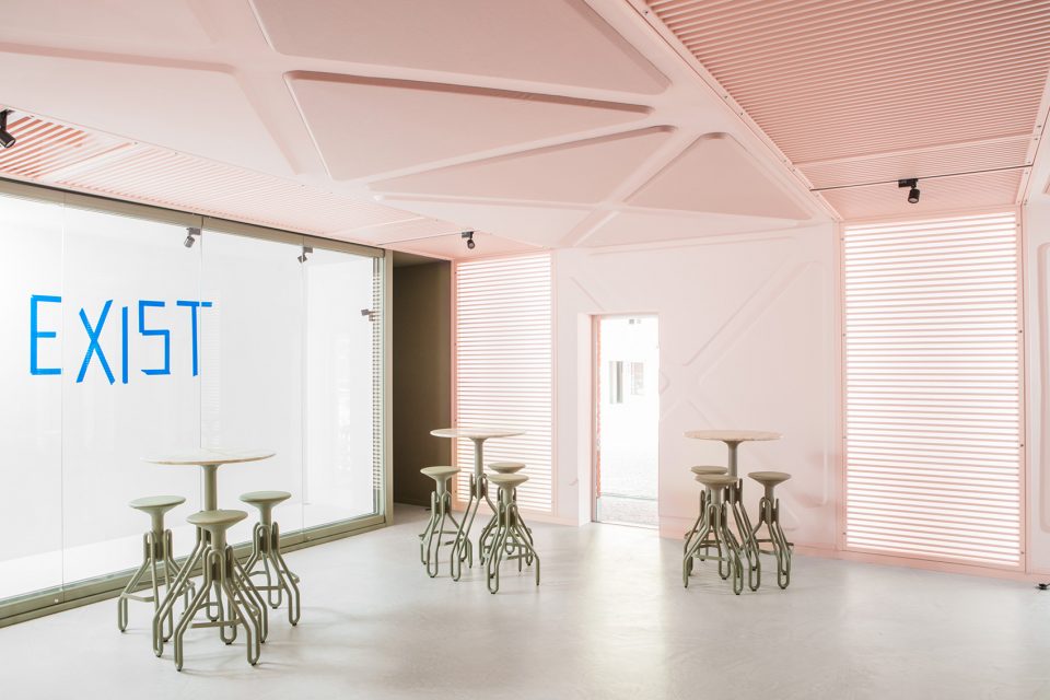 XYZ Lounge by Didier Faustino