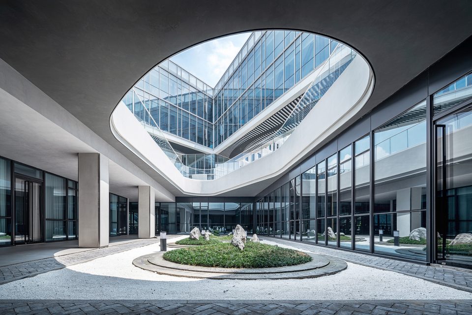 iShanghai Baoye Centre Interior Design by LYCS Architecture
