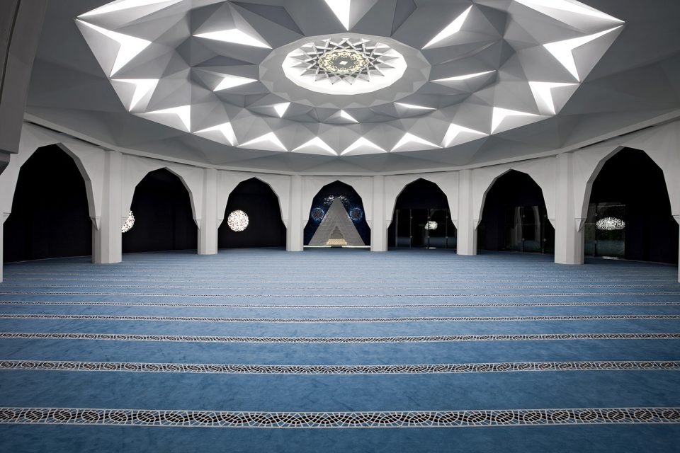 Marmara University Faculty of Theology Mosque and Culture Center by Hassa Architecture Engineering Co