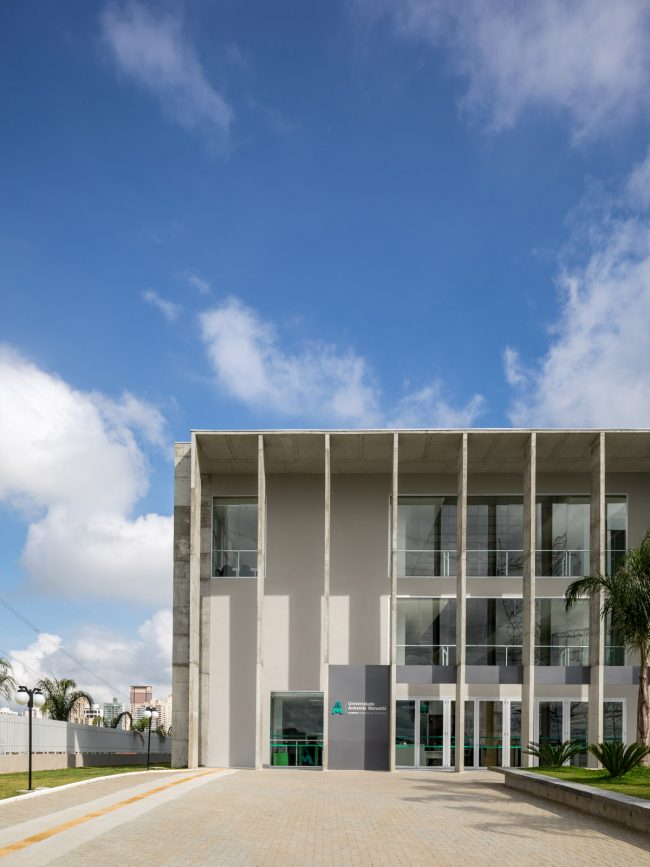 Universidade Anhembi Morumbi Campus Piracicaba by KAAN Architecten