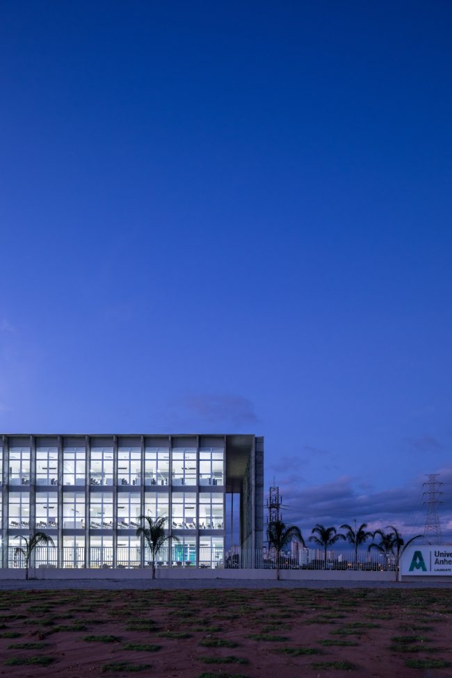 Universidade Anhembi Morumbi Campus Piracicaba by KAAN Architecten