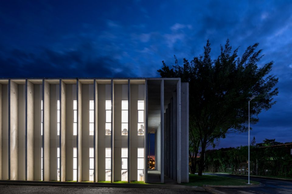 Universidade Anhembi Morumbi Campus Piracicaba by KAAN Architecten