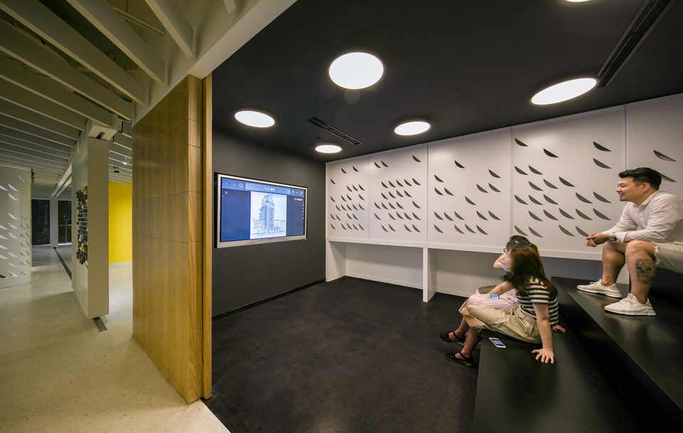 LEEGE OFFICE IN BEIJING by RAMOPRIMO