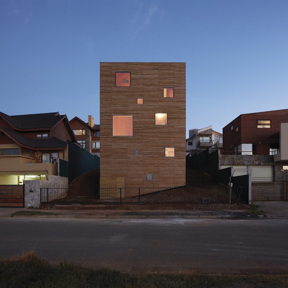 gooood interview pezo von ellrichshausen gago house