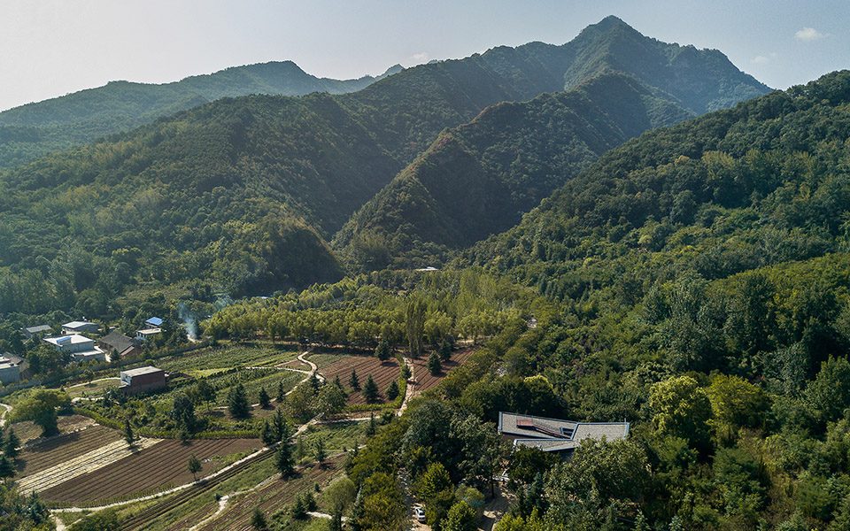金凤村旁的金凤书院 The site of Jinfeng academy