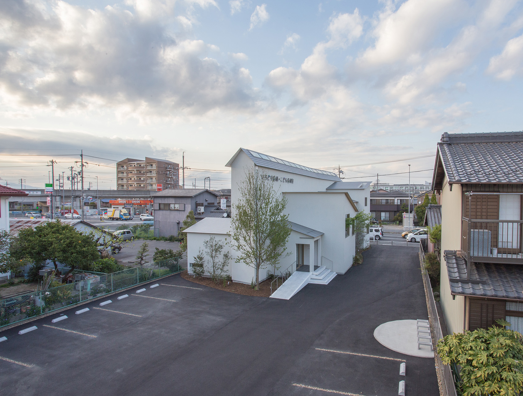 Clinic NK by 1 1 Architects