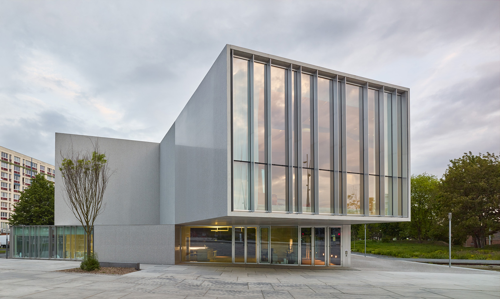 allende performance hall and rehearsal studios in mons en baroeul by dominique coulon associes