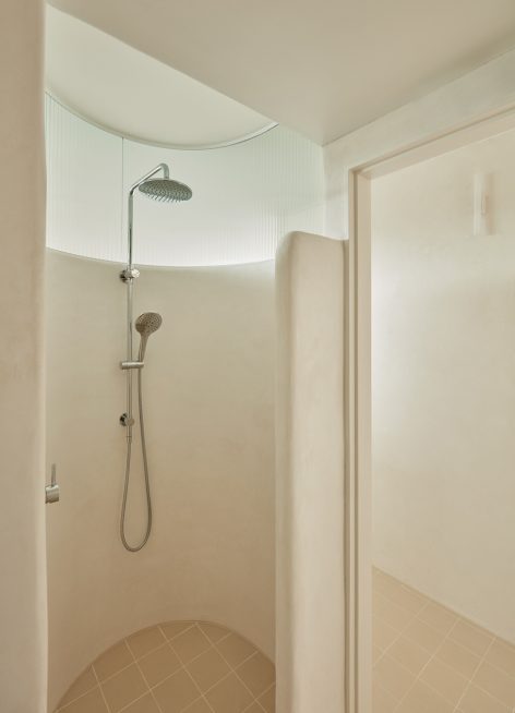A two bedroom beach side apartment OLIVIA BOSSY