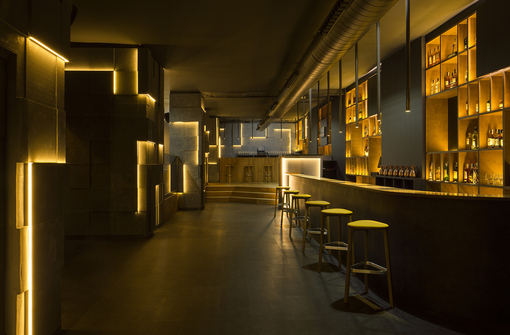 Jagger Club by Nihil Estudio