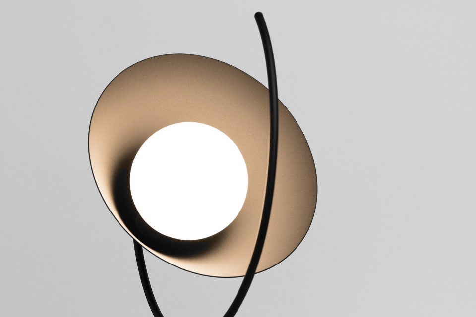 Meridian Lamp RegularCompany