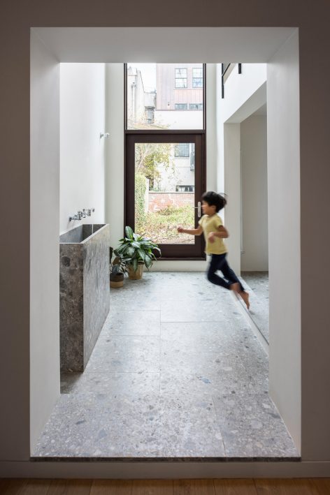 An Extended Townhouse in Brooklyn by vonDALWIG Architecture