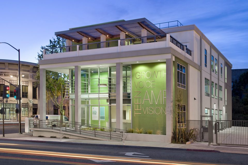 berkeley ymca pge teen center by noll tam architects
