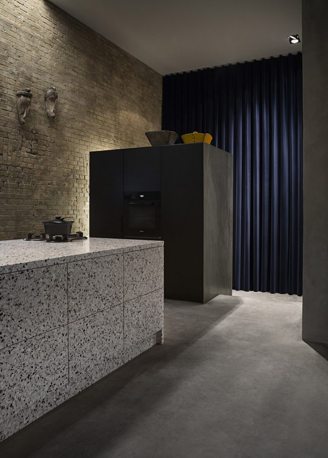 Photographers Private House by Studio David Thulstrup