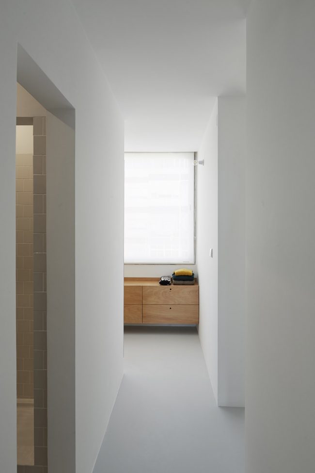 Beato Apartment Renovation by Arriba