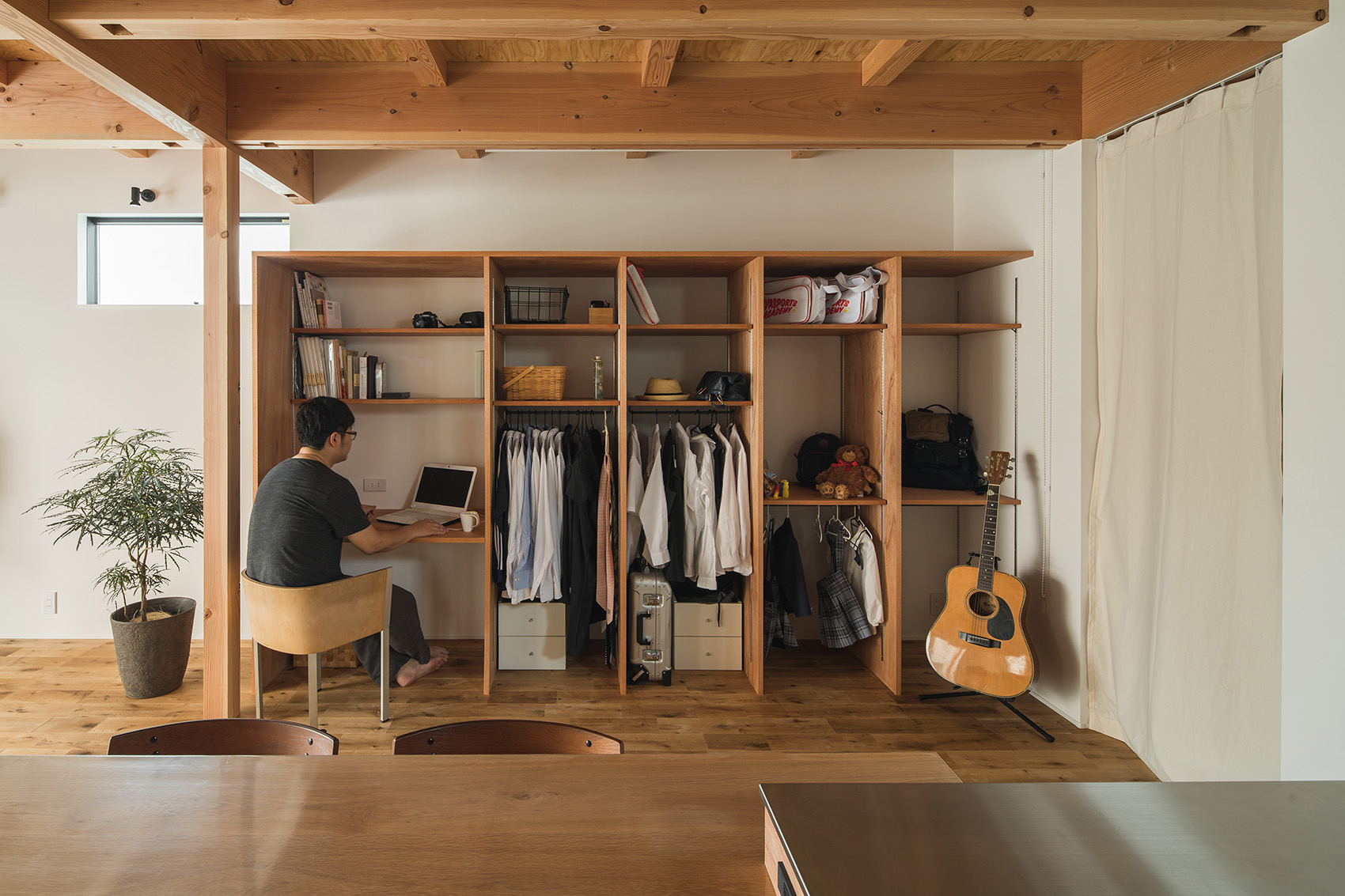 Noji House by ALTS DESIGN OFFICE