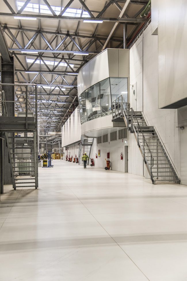The Fantoni Plaxil 8 manufacturing building by Studio Valle Architetti Associati