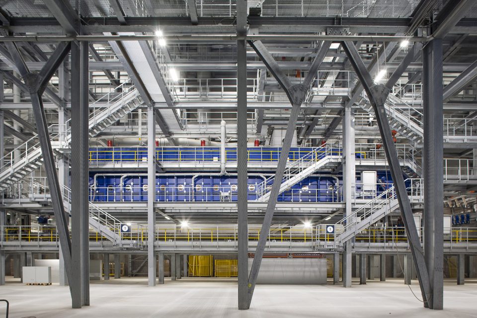 The Fantoni Plaxil 8 manufacturing building by Studio Valle Architetti Associati