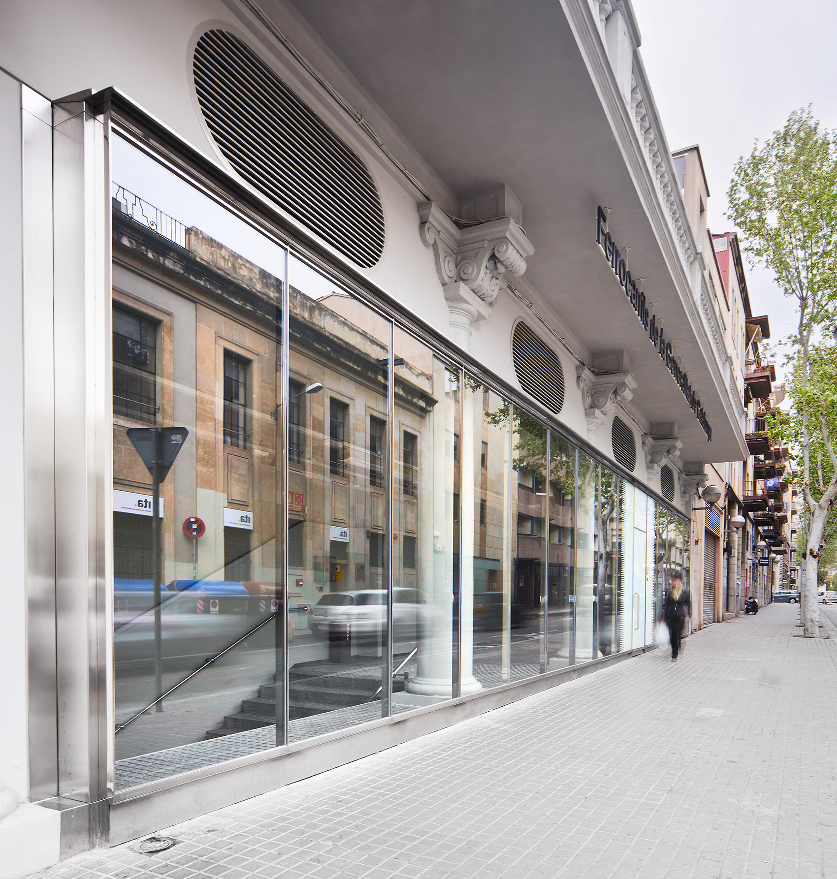 FGC Staff Training Center by AMOO + MoraSanvisens Arquitectes 谷德设计网