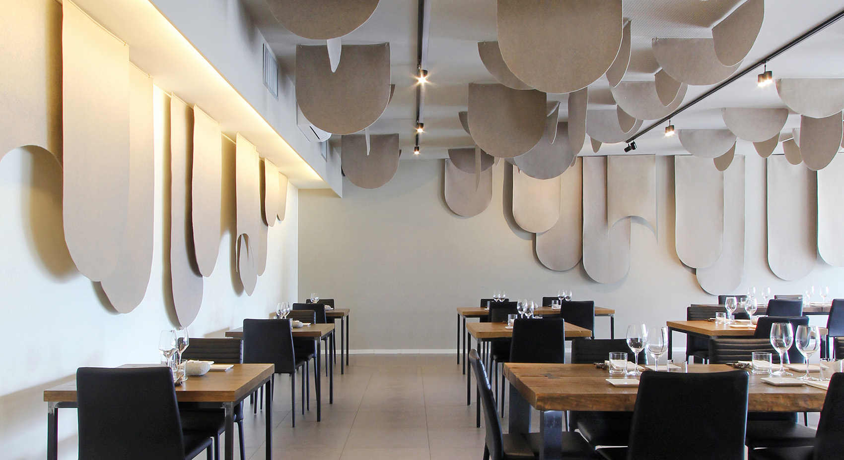installation in nasturzio italian restaurant by francesca perani arianna foresti