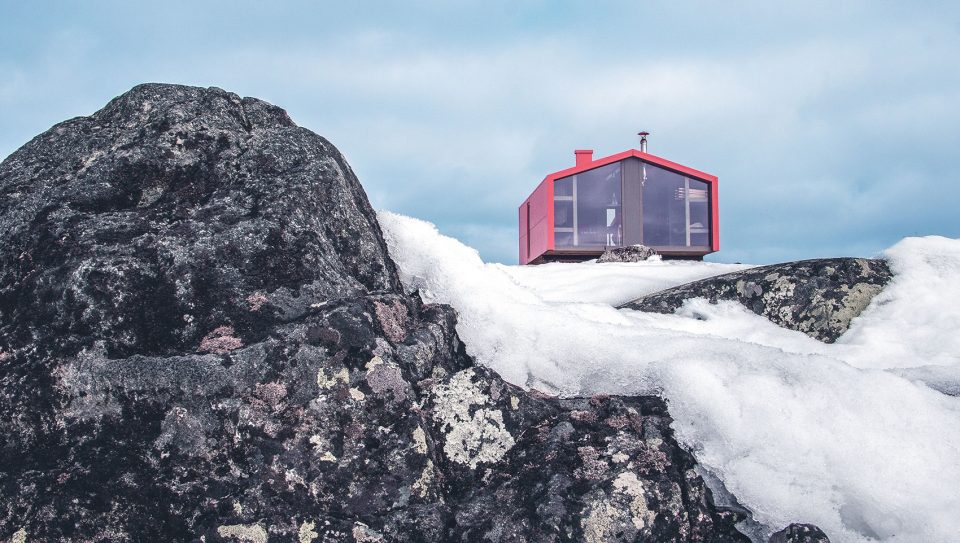 DublDom in Kandalaksha by BIO Architects