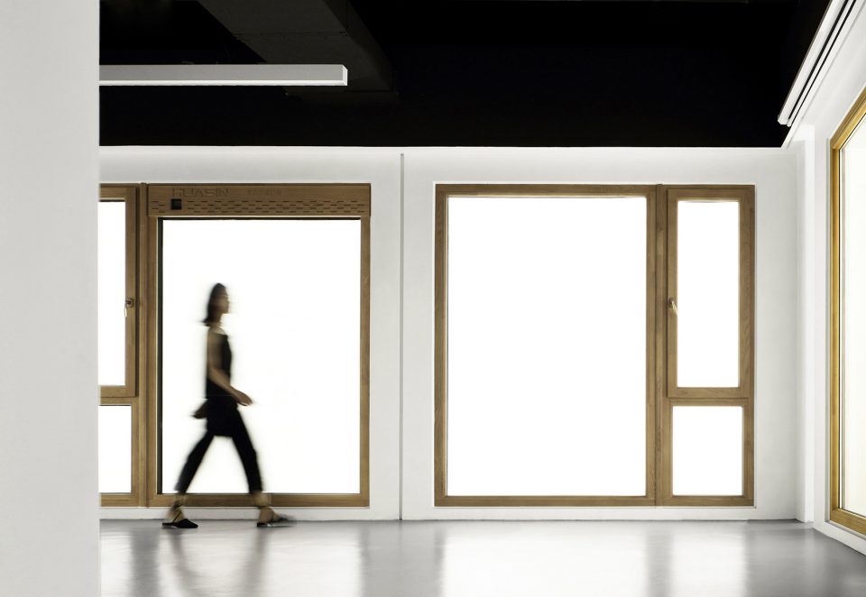 Gaosi window system by AW DESIGN