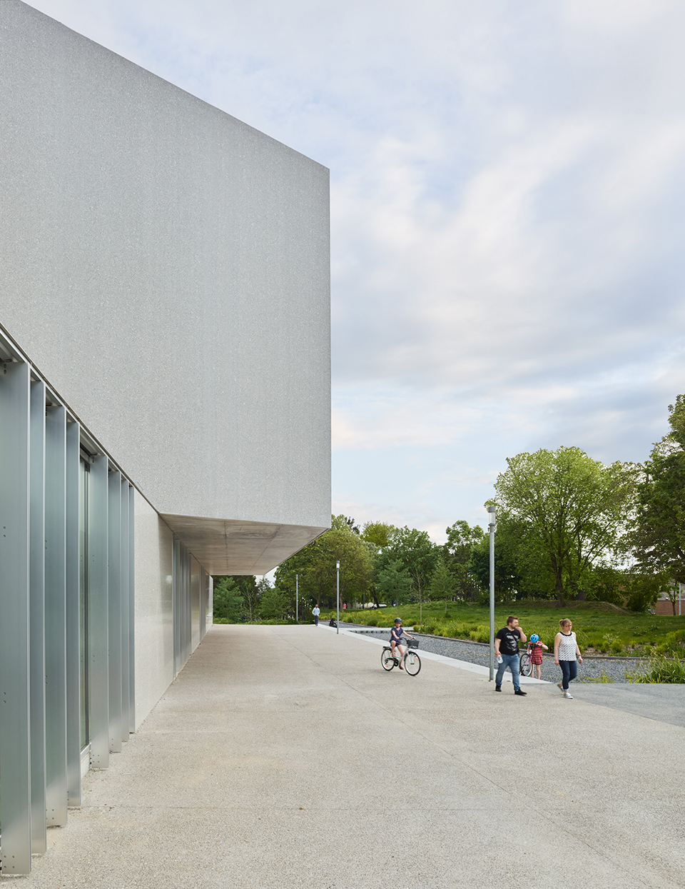 allende performance hall and rehearsal studios in mons en baroeul by dominique coulon associes