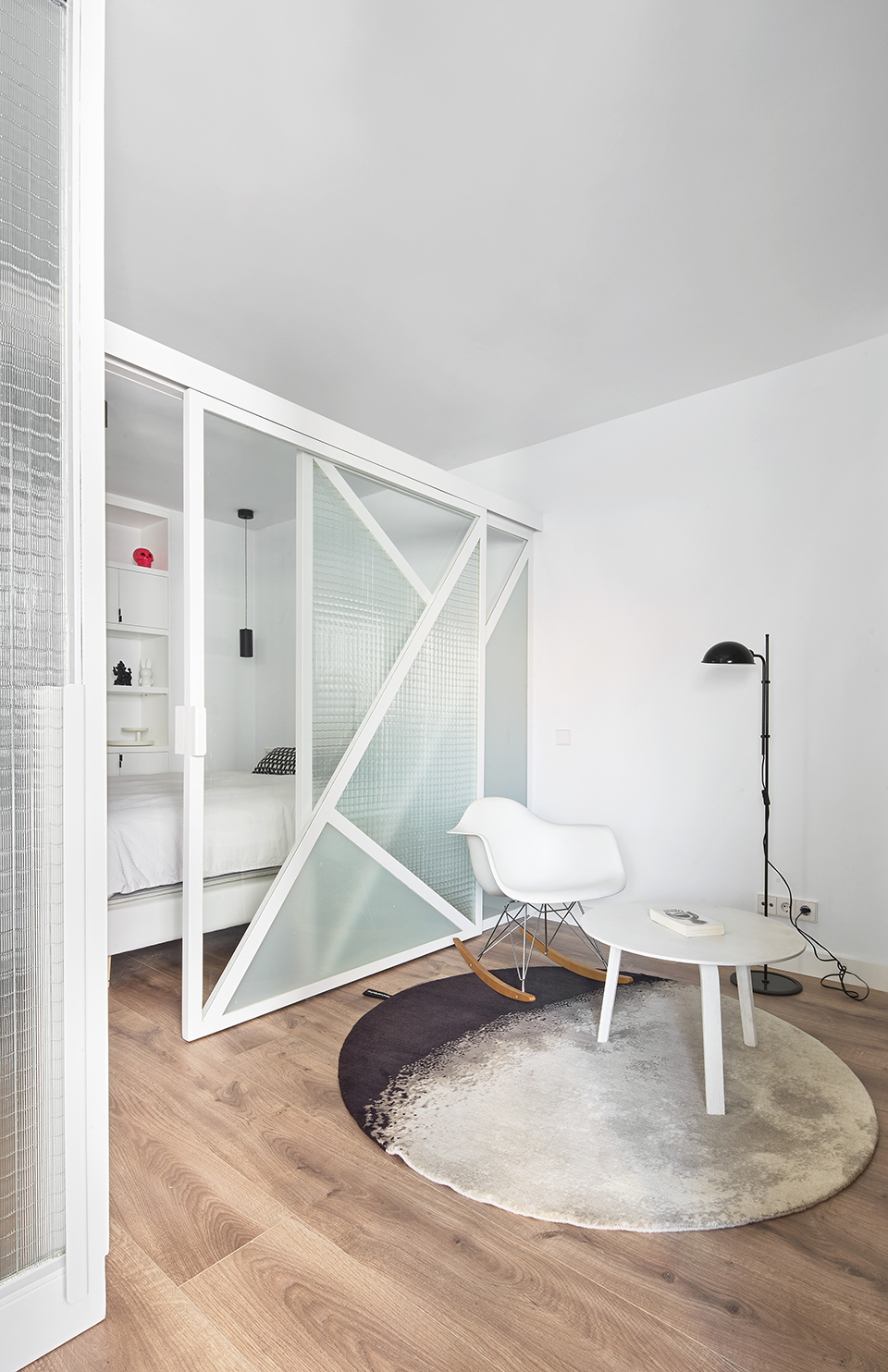 apartamento sardenya by raul sanchez architects