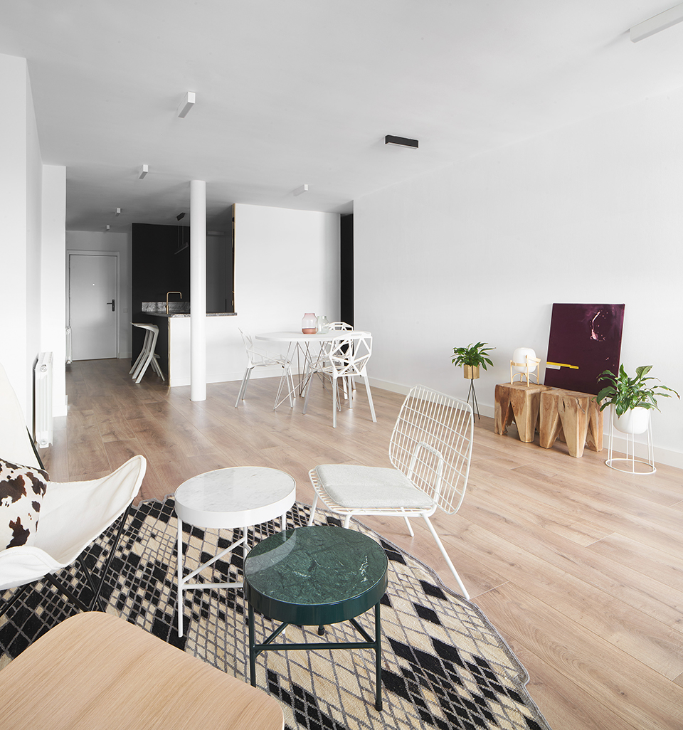 apartamento sardenya by raul sanchez architects