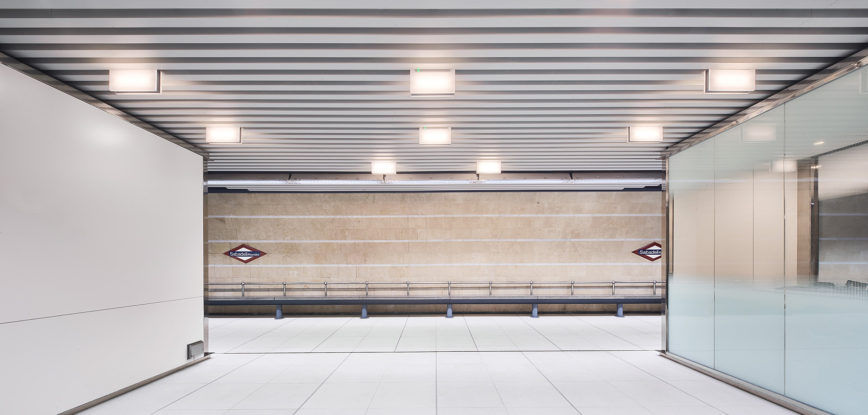 FGC Staff Training Center by AMOO Mora Sanvisens Arquitectes