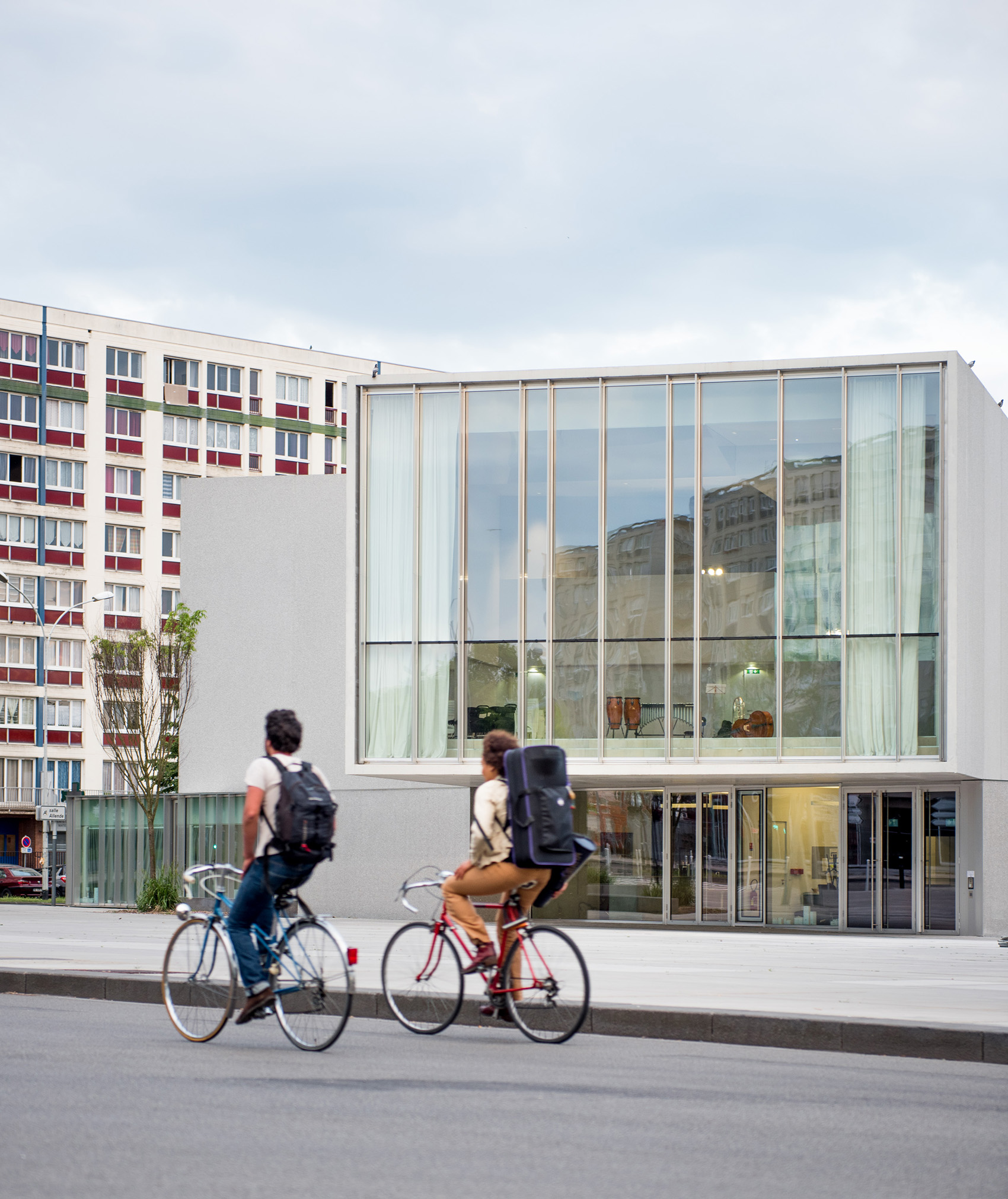 allende performance hall and rehearsal studios in mons en baroeul by dominique coulon associes