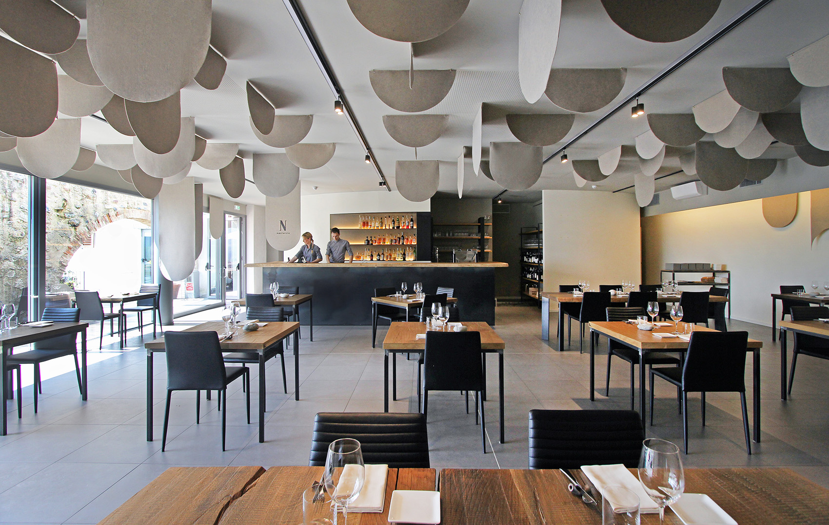 installation in nasturzio italian restaurant by francesca perani arianna foresti