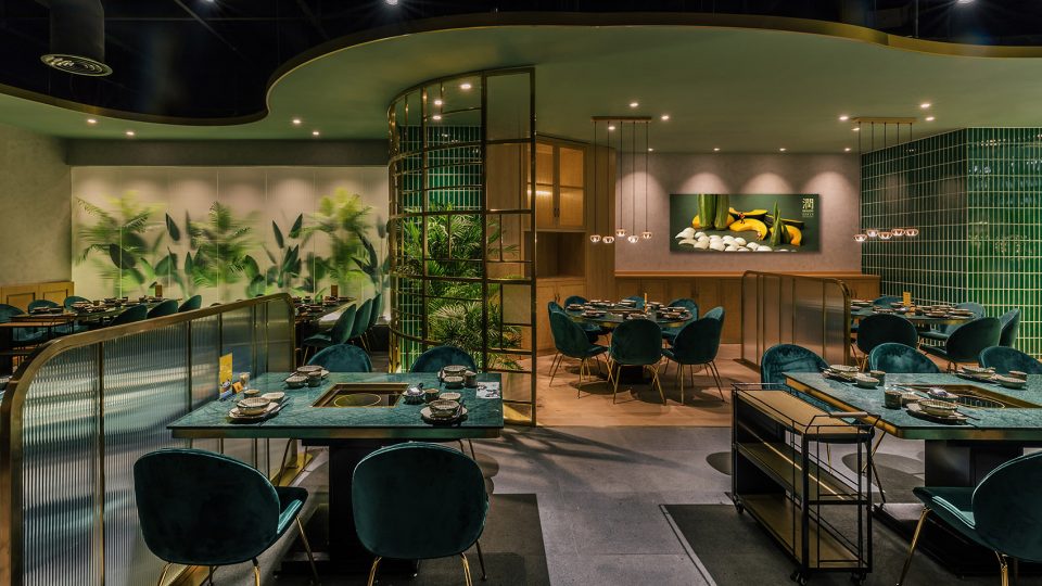 run SEASON Coconut Chicken Hot Pot by TURING DESIGN