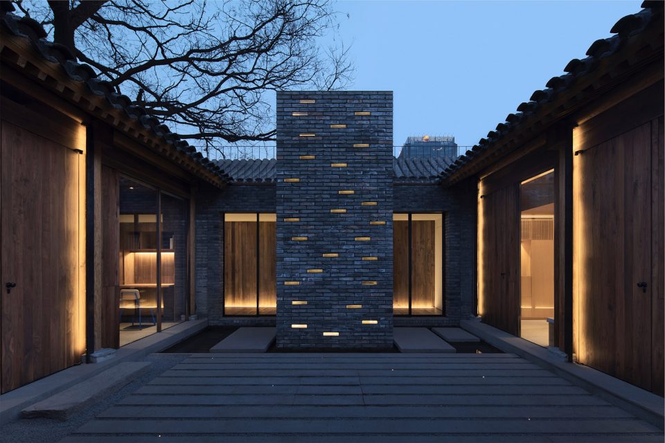 Beijing Bai TaSi Hutong courtyard house renovation by B.L.U.E. Architecture Studio