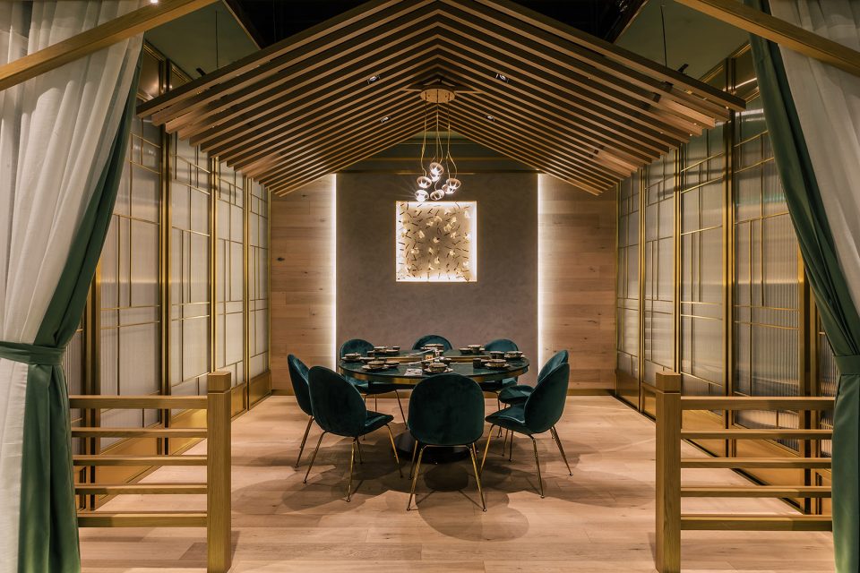 run SEASON Coconut Chicken Hot Pot by TURING DESIGN