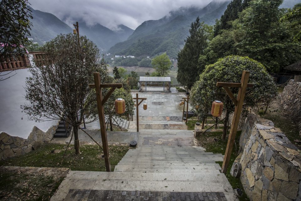 “共享共治”式乡村公共空间——记重庆巴山镇坪上村建设 / 赵金祥