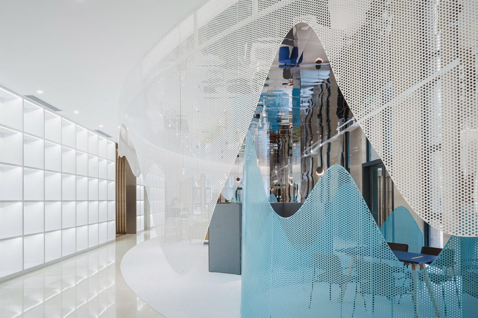 Cloud Go High by Wutopia Lab