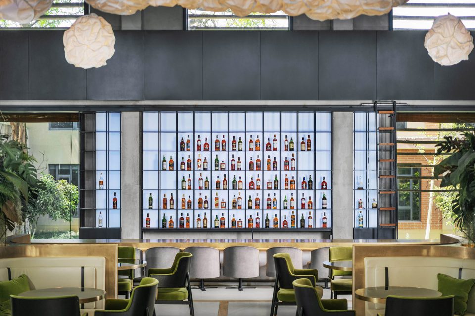 BO SPACE restaurant bar