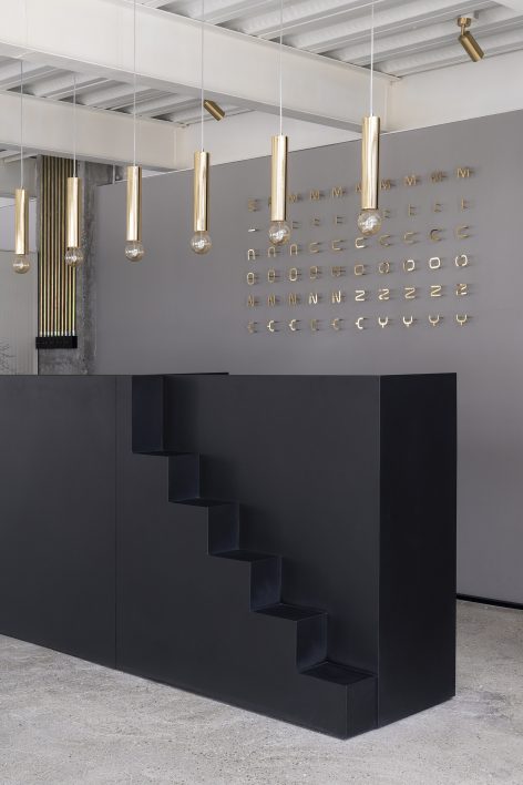前台3 Front desk
