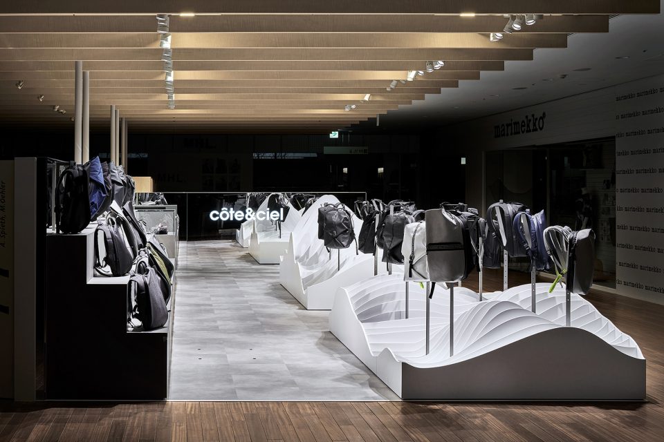 si设计|法国背包品牌cote&ciel名古屋店面设计