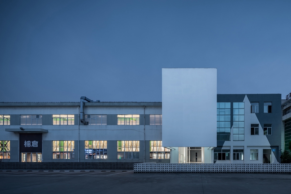 renovation of cotton lab in changzhou china by atelier archmixing
