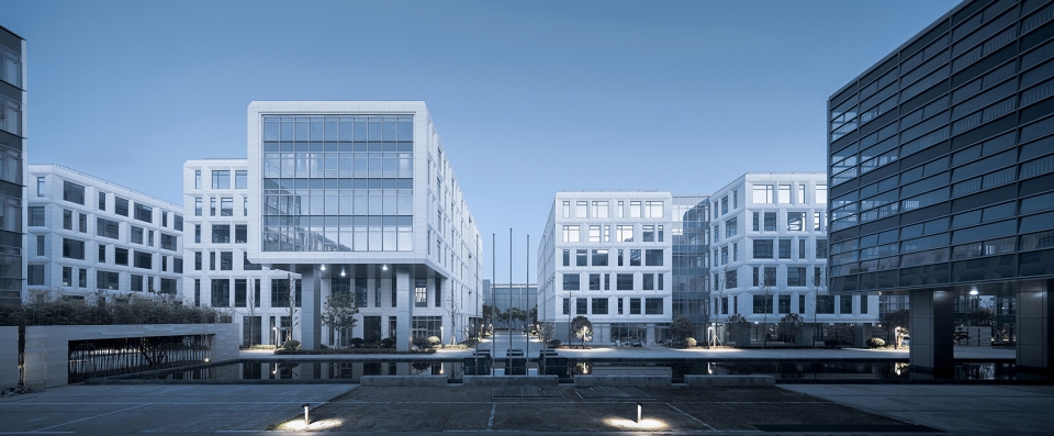 shanghai waigaoqiaono 1 free trade area industrial park china by deshin architecture planning